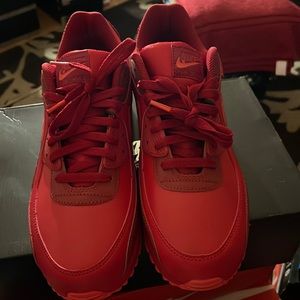 BRAND NEW NIKE AIR MAX CHI